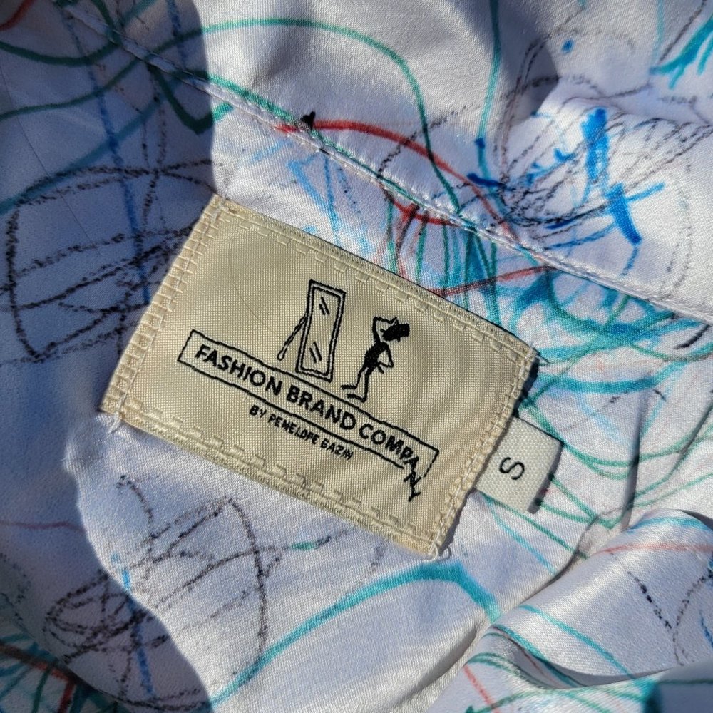 ✿🖊️✿ Fashion Brand Company unisex skips scribble satin shirt ✿🖋️✿ - Picture 2 of 4